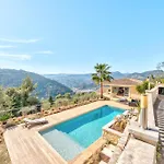 فيلة Nidazur Vi4413 By Riviera Homes نيس