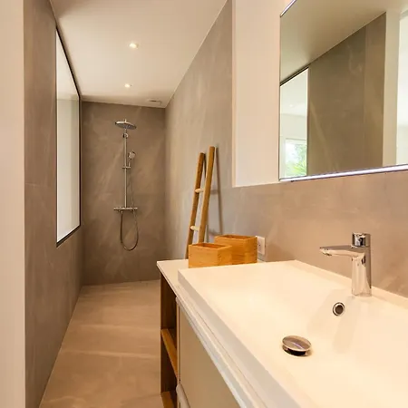 Nidazur Vi4413 By Riviera Homes *